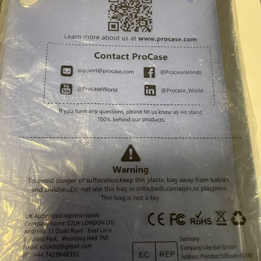NWB FOR IPOD 102 screen protector PLUS Hard COVER